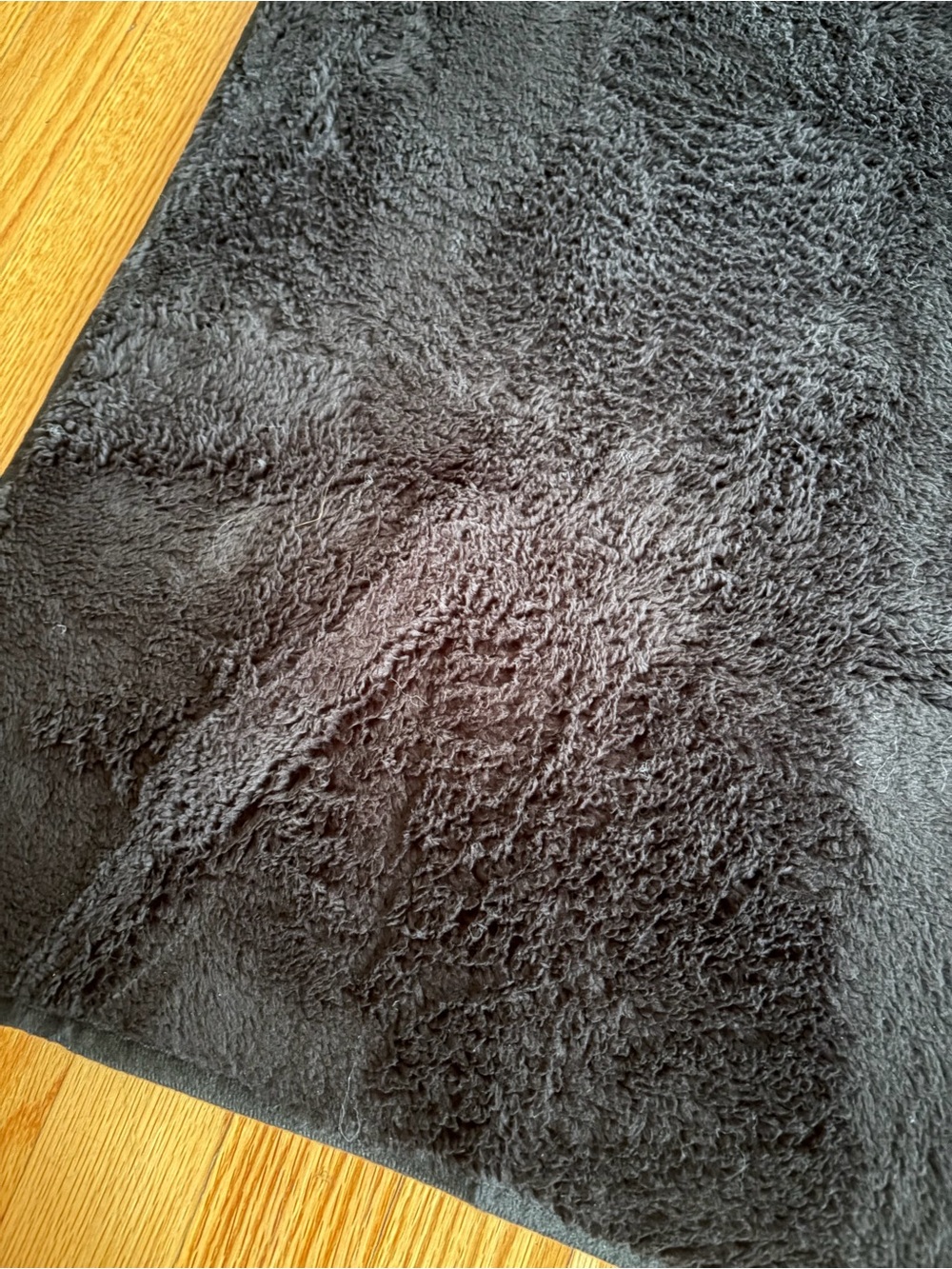 Plush Black Bath Rug - Ultra Soft Absorbent Mat